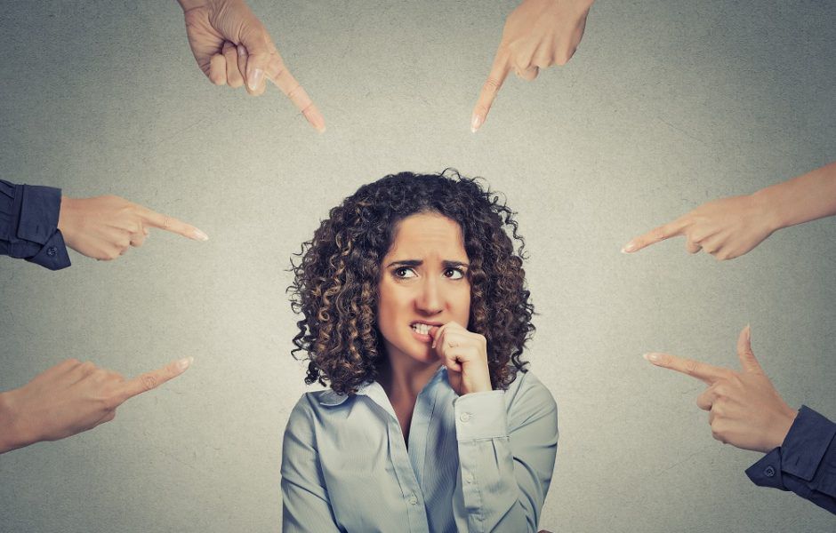 how to deal with different types of anxiety 32253454545 - چگونه با انواع اضطراب روبه&zwnj;رو شویم؟