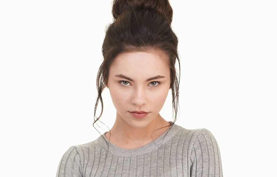 how to get rid of resting angry face 6578798 - چگونه ظاهر عصبانی در صورت را تغییر دهیم؟