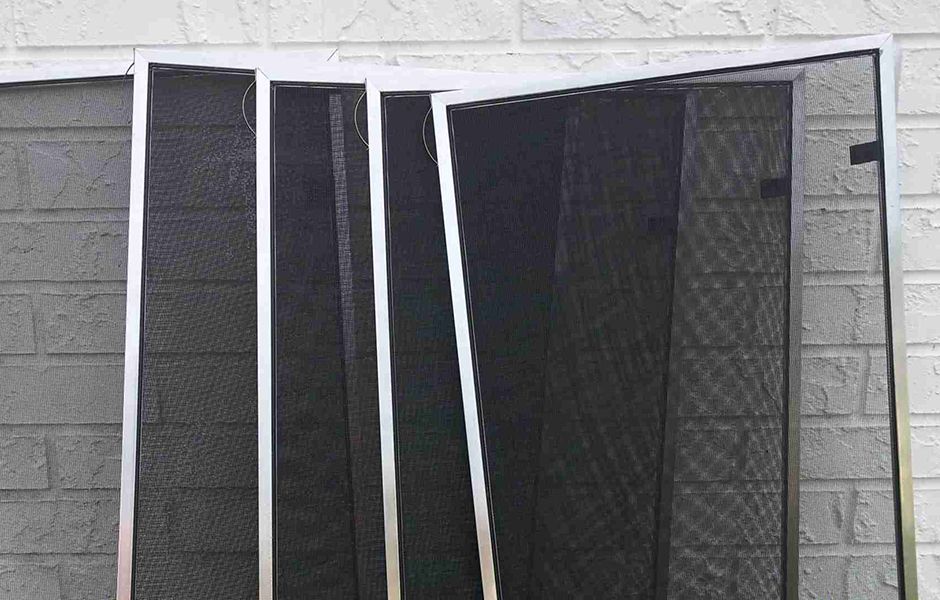 how to keep mosquitoes away 5465878 - چگونه از دست پشه&zwnj;ها در امان باشیم؟