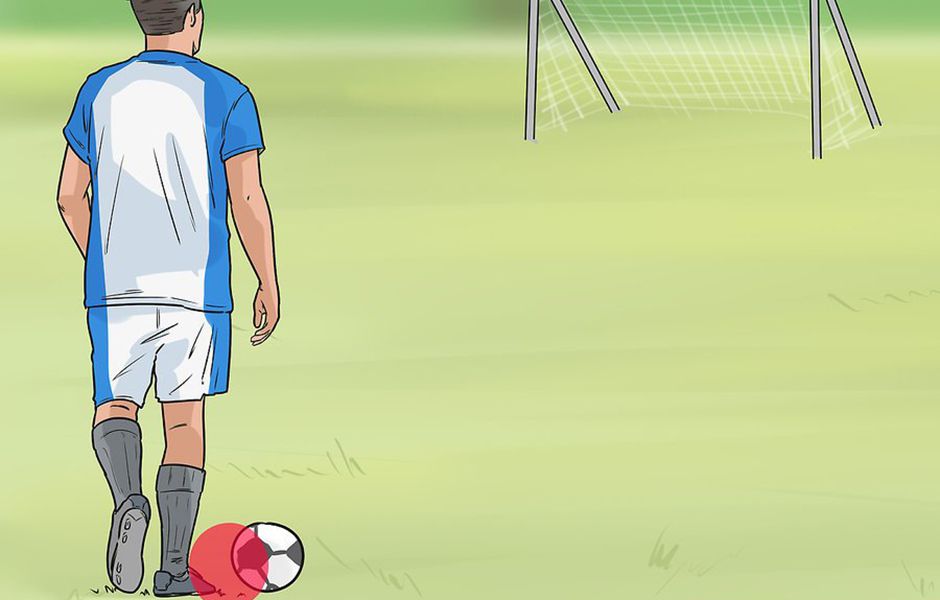 how to kick a soccer ball hard 45435435 - چگونه در فوتبال یک شوت محکم بزنیم؟