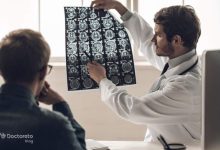 Complications of a head injury 2 220x150 - تفاوت میگرن و تومور مغزی، همه چیز را جامع و کامل بدانید