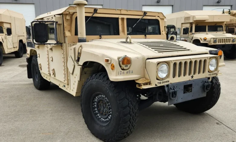 Humvees 2 1024x652 1 780x470 - چند خودروی هاموی در بزرگ‌ترین هواپیمای ترابری ارتش آمریکا جا می‌شود؟