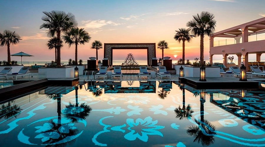 guide traveling uae dubai emirates 8 - سفر به امارات؛ انتخاب&zwnj;هایی جذاب&zwnj;تر از دبی برای تفریحات خانوادگی و ماجراجویی