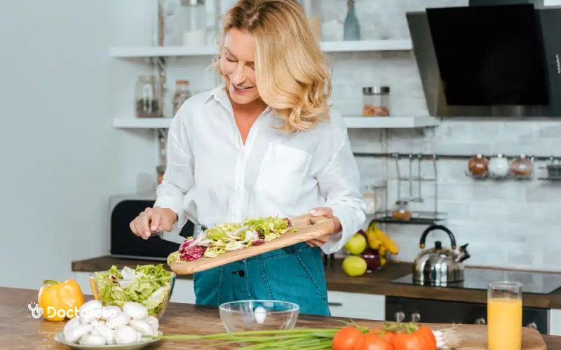 What to eat to prevent menopause 2 - برای جلوگیری از یائسگی چه بخوریم؟