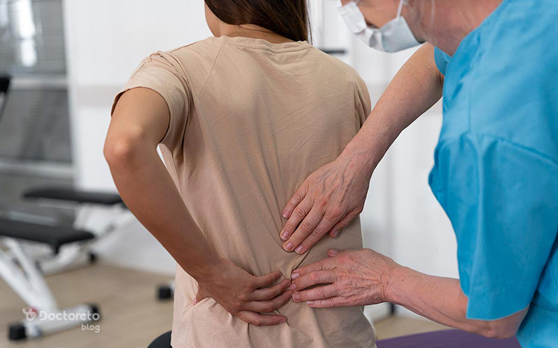 Lumbar spinal canal stenosis - تنگی کانال نخاع کمر چه علائمی دارد؟ تا چه اندازه خطرناک است؟
